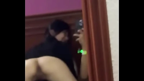 Puta China gime cuando me la cojo